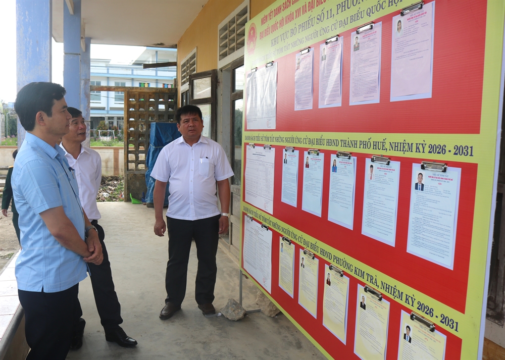Lãnh đạo phường Kim Trà kiểm tra công tác chuẩn bị bầu cử đại biểu Quốc ...